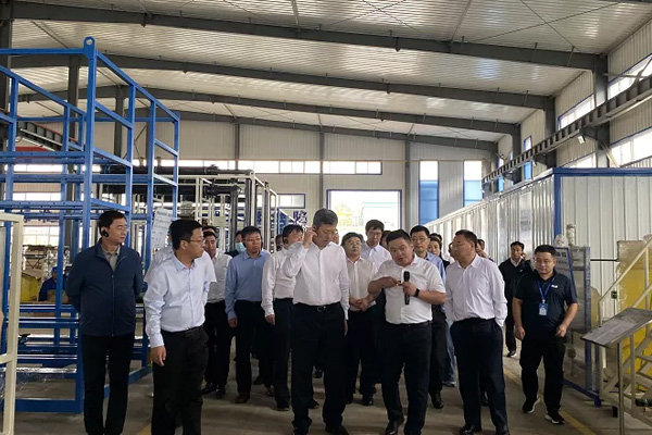 內蒙古自治區黨委常委、通遼市委書記孟憲東攜考察團到一諾環境考察指導